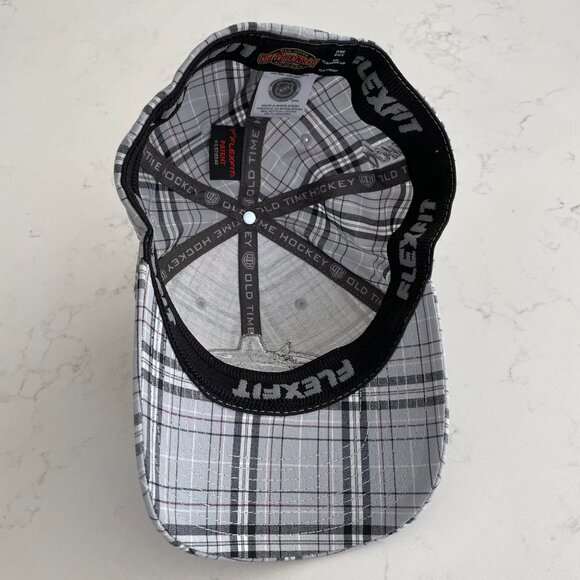 NHL Old Time Hockey Flex Fit Cotton Plaid Ball Cap w Canucks Logo Grey Blk Sz OS - Picture 6 of 10